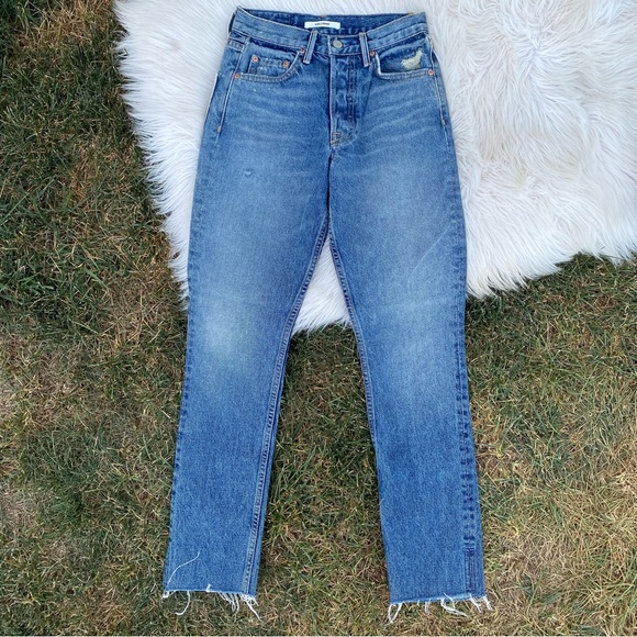 Grlfrnd Karolina Distressed Jeans 23 NWT - Picture 1 of 4